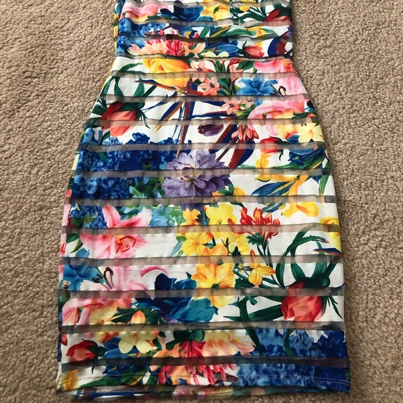 Flower pattern Dress - Picture 4 of 4